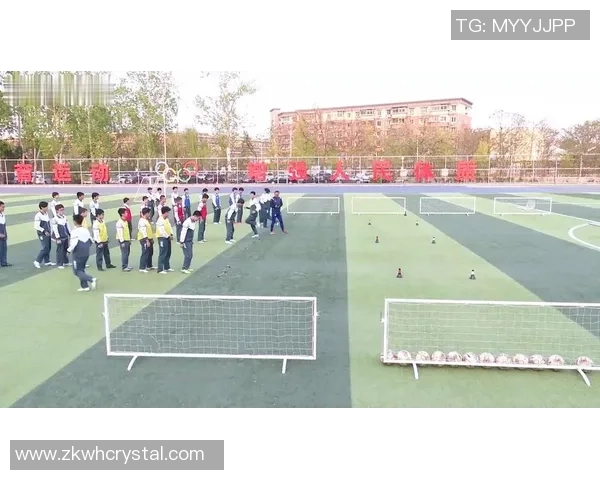 封训足球的魅力与挑战探讨如何提升球队整体实力与战术配合